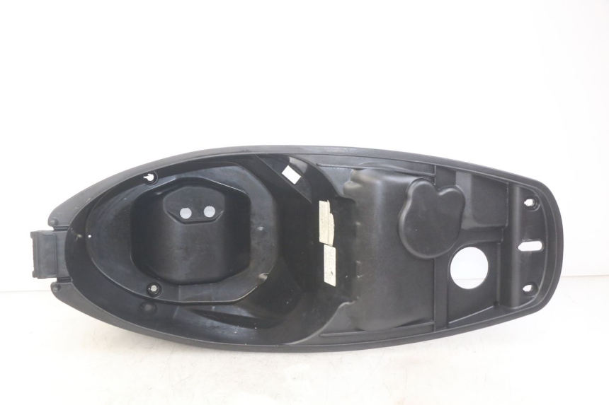 photo de BAÚ DE SELIM PEUGEOT TWEET 4T 50 (2010 - 2014) - Detalhe da peça