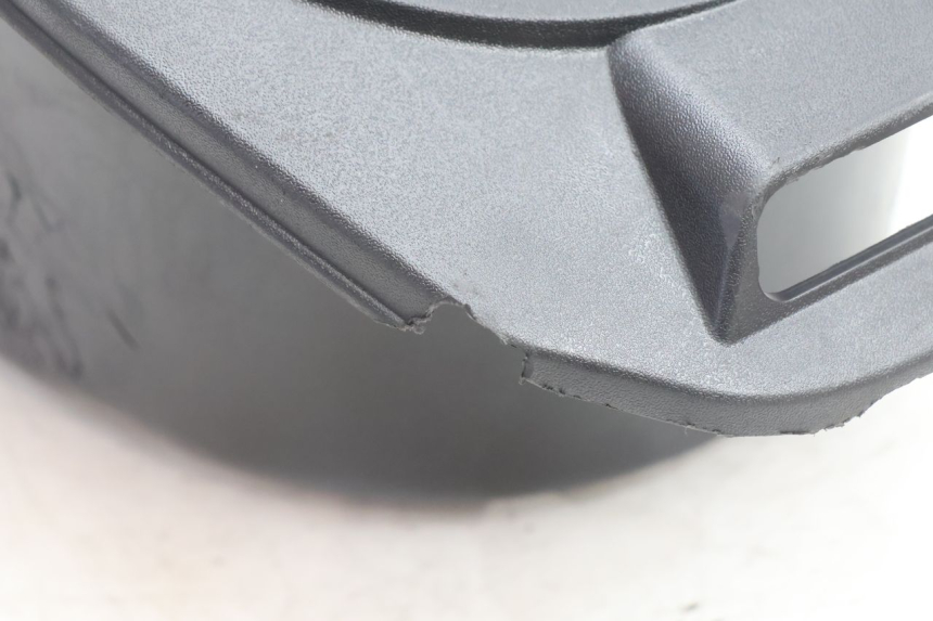 photo de BAÚ DE SELIM PIAGGIO VESPA PRIMAVERA 2T 50 (2013 - 2018) - Detalhes característicos
