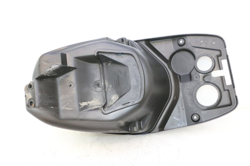 photo de BAÚ DE SELIM PEUGEOT VIVACITY 50 (1998 - 2003) - Detalhe da peça