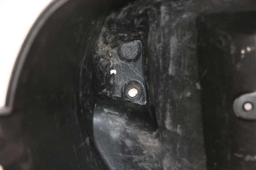 photo de BAÚ DE SELIM PEUGEOT VIVACITY 50 (1998 - 2003) - Pontos de fixação