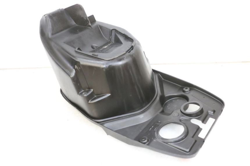 photo de BAÚ DE SELIM PEUGEOT VIVACITY 100 (1999 - 2008) - Detalhe da peça