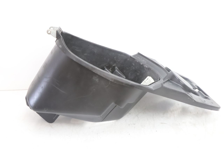 photo de BAÚ DE SELIM PEUGEOT VIVACITY 100 (1999 - 2008) - Pontos de fixação