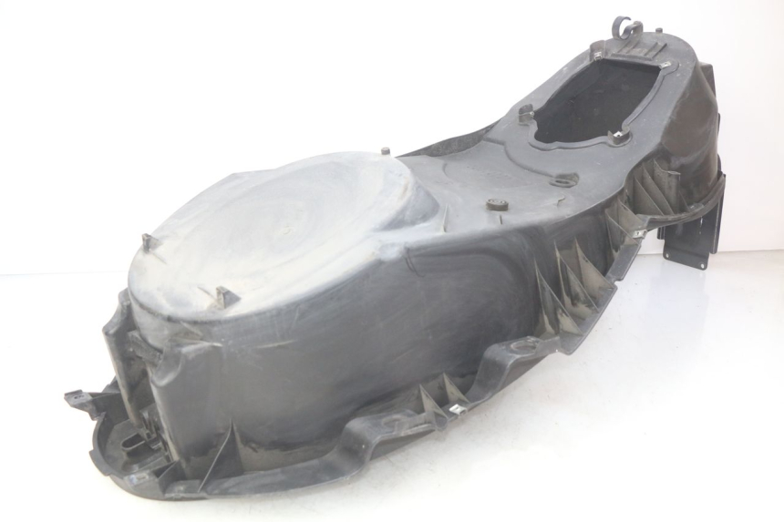 photo de BAÚ DE SELIM YAMAHA X-MAX XMAX 125 (2010 - 2013) - Detalhe da peça