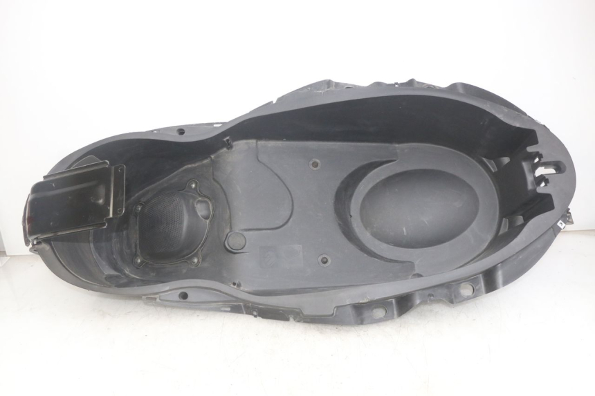 photo de BAÚ DE SELIM YAMAHA X-MAX XMAX 125 (2010 - 2013) - Vista principal