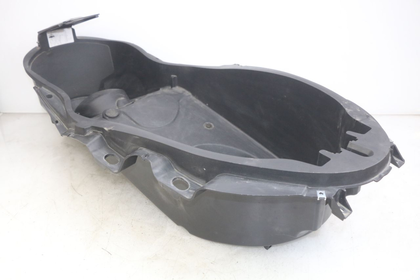 photo de BAÚ DE SELIM YAMAHA X-MAX XMAX 125 (2010 - 2013) - Pontos de fixação