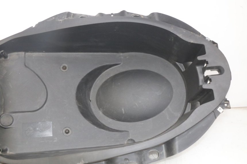 photo de BAÚ DE SELIM YAMAHA X-MAX XMAX 125 (2010 - 2013) - Peça verificada