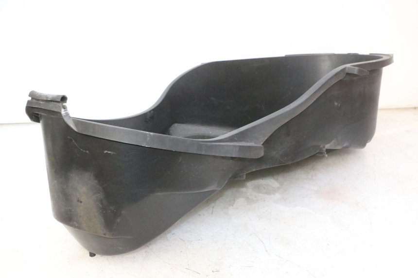 photo de BAÚ DE SELIM YAMAHA X-MAX XMAX 250 (2006 - 2009) - Pontos de fixação