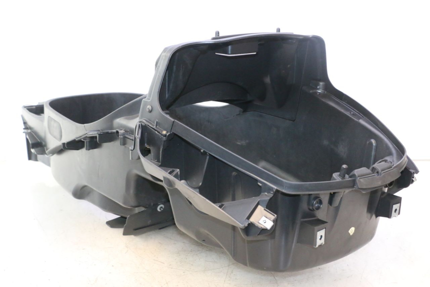 photo de BAÚ DE ASSENTO PIAGGIO X8 STREET 125 (2006 - 2007) - Estado da superfície