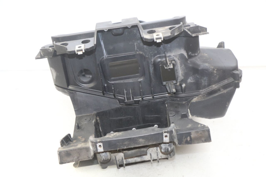 photo de BAÚ DE SELIM PIAGGIO X9 EVOLUTION 250 (2003 - 2007) - Outro ângulo de visão