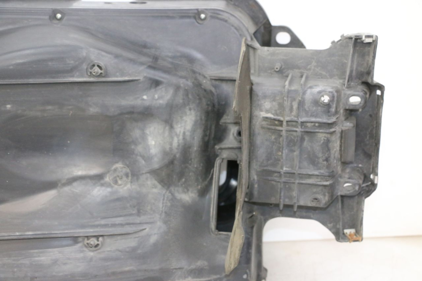 photo de BAÚ DE SELIM PIAGGIO X9 EVOLUTION 125 (2003 - 2007) - Peça verificada