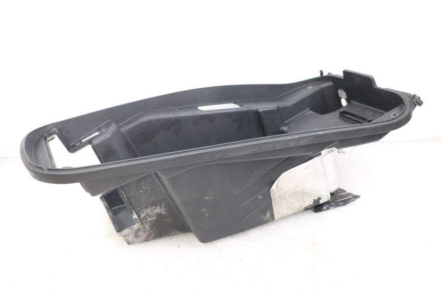 photo de BAÚ DE SELIM KYMCO XCITING 250 (2006 - 2009) - Outro ângulo de visão