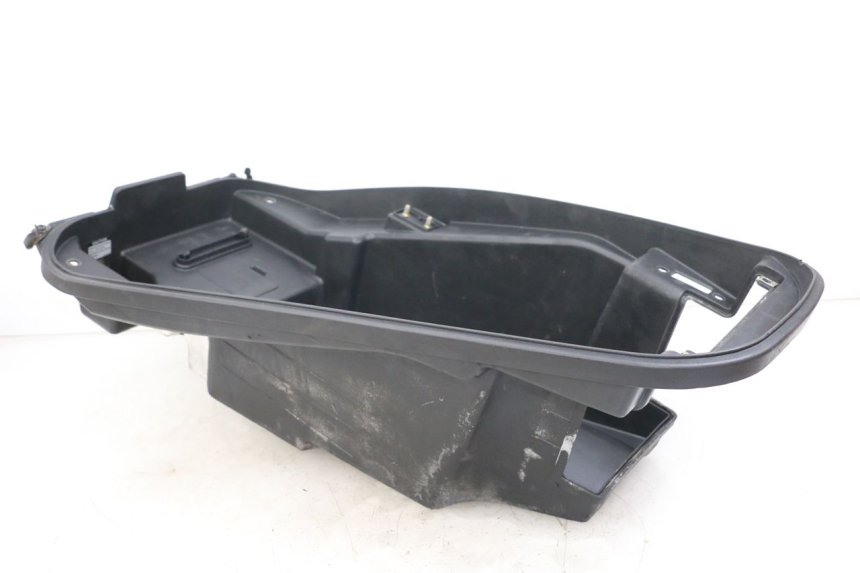photo de BAÚ DE SELIM KYMCO XCITING 250 (2006 - 2009) - Ampliação técnica