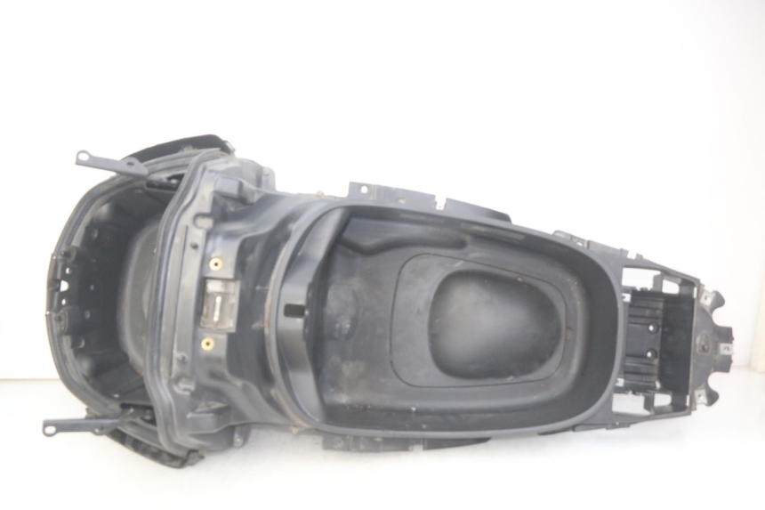 photo de BAÚ DE SELIM PIAGGIO XEVO - X EVO 125 (2007 - 2017) - Vista principal