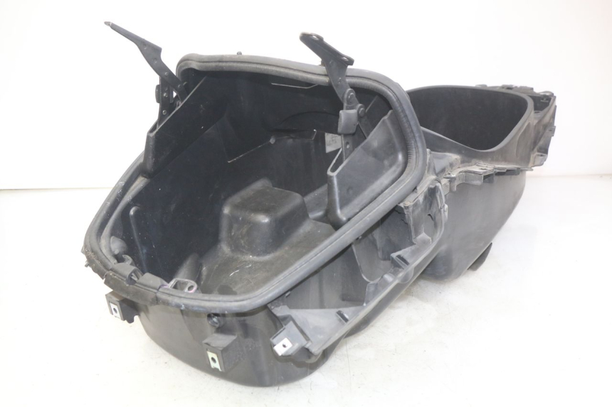 photo de BAÚ DE SELIM PIAGGIO XEVO - X EVO 125 (2007 - 2017) - Vista geral