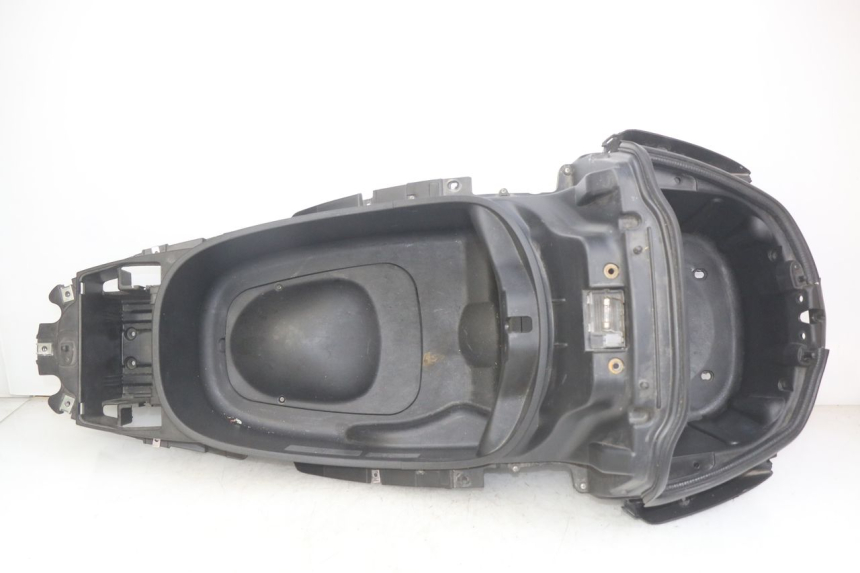 photo de BAÚ DE SELIM PIAGGIO XEVO - X EVO 125 (2007 - 2017) - Vista principal