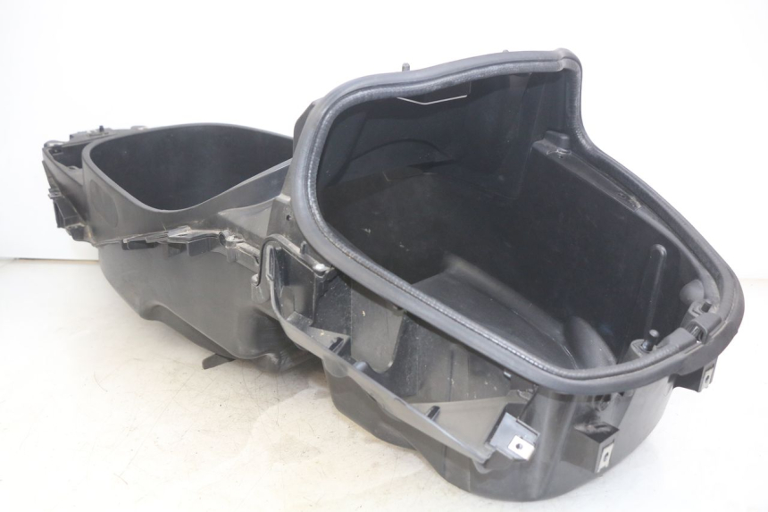 photo de BAÚ DE SELIM PIAGGIO XEVO - X EVO 125 (2007 - 2017) - Ampliação técnica