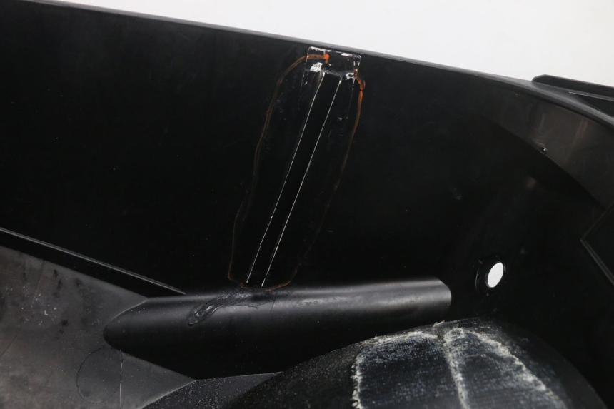 photo de BAÚ DE ASSENTO YAMAHA XP T-MAX ABS 500 (2005 - 2005) - Ampliação técnica