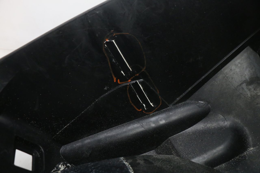 photo de BAÚ DE ASSENTO YAMAHA XP T-MAX ABS 500 (2005 - 2005) - Vista geral