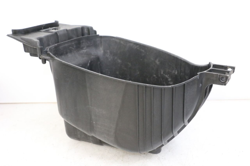 photo de BAÚ DE SELIM YAMAHA YE ZEST 50 (1992 - 1998) - Pontos de fixação