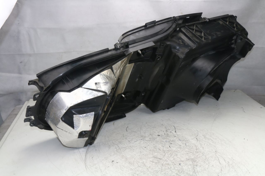 photo de BAÚ DE SELIM YAMAHA YP MAJESTY ABS 400 (2007 - 2009) - Detalhe da peça