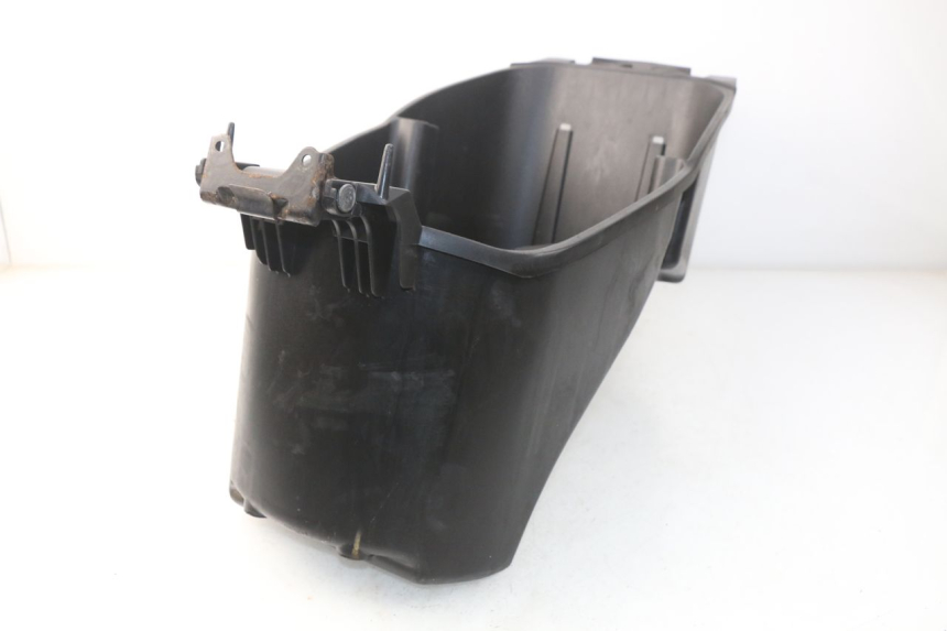 photo de BAÚ DE SELIM YAMAHA YP MAJESTY 125 (2007 - 2010) - Outro ângulo de visão