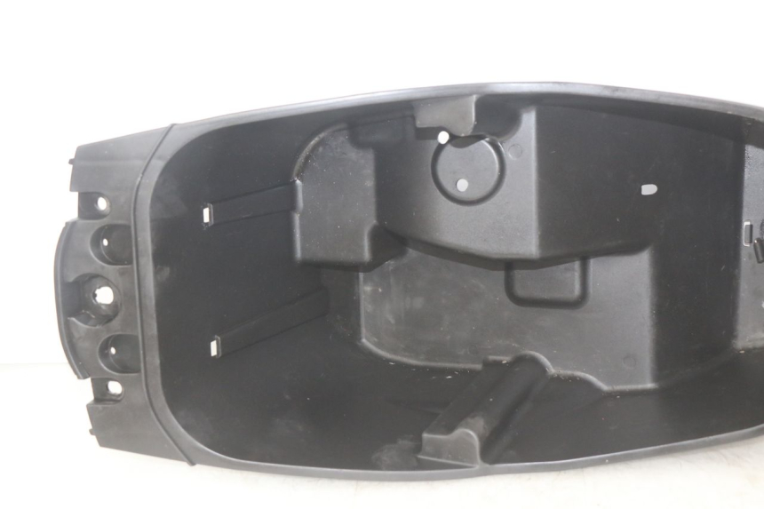photo de BAÚ DE SELIM YAMAHA YP MAJESTY 125 (2007 - 2010) - Ampliação técnica