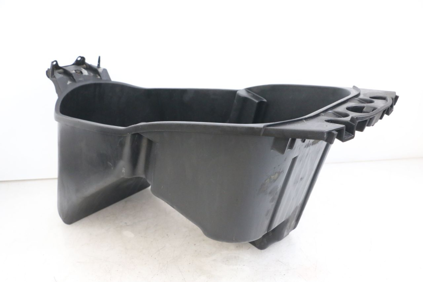 photo de BAÚ DE SELIM YAMAHA YP MAJESTY 125 (2002 - 2006) - Outro ângulo de visão