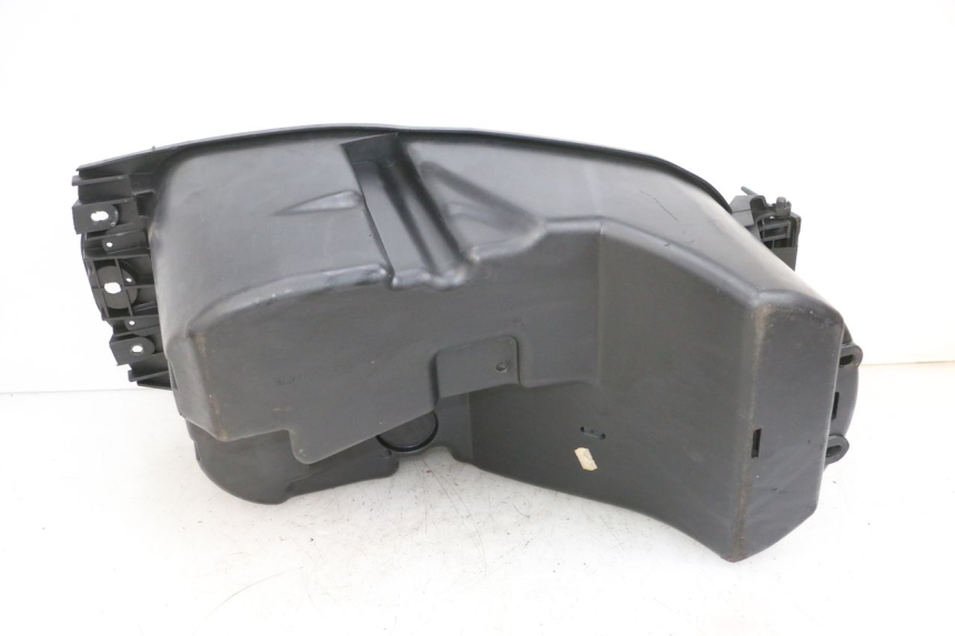 photo de BAÚ DE SELIM YAMAHA YP MAJESTY 125 (2002 - 2006) - Ampliação técnica