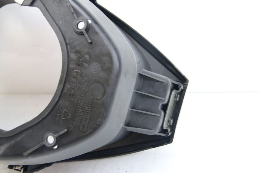 photo de BAÚ DE SELIM PIAGGIO ZIP 2T 50 (2009 - 2019) - Ampliação dos componentes