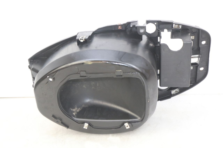 photo de BAÚ DE SELIM PIAGGIO ZIP 2T 50 (2009 - 2019) - Detalhe da peça