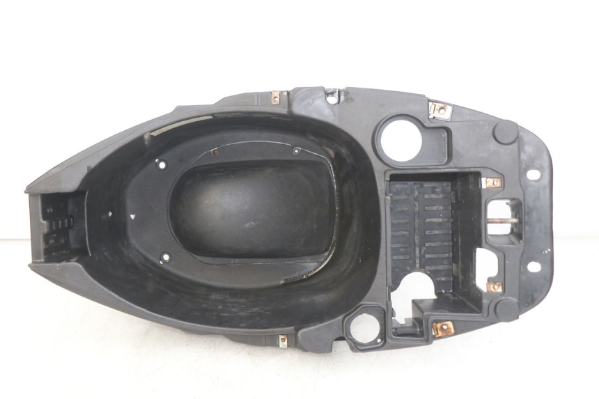 photo de BAÚ DE SELIM PIAGGIO ZIP 2T 50 (2009 - 2019) - Zoom do estado de desgaste