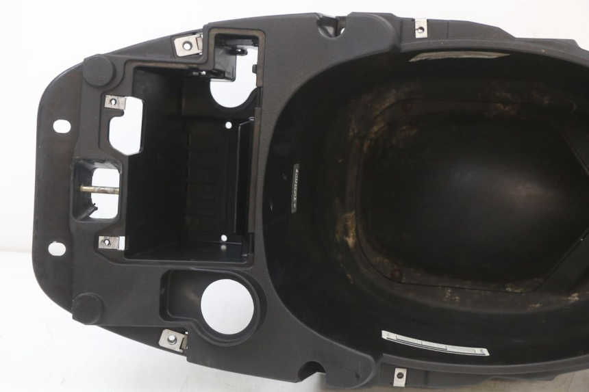 photo de BAÚ DE SELIM PIAGGIO ZIP 4T 50 (2018 - 2020) - Outro ângulo de visão