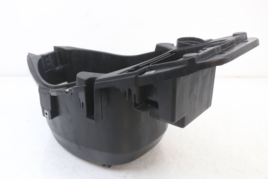 photo de BAÚ DE SELIM PIAGGIO ZIP 4T 50 (2018 - 2020) - Pontos de fixação