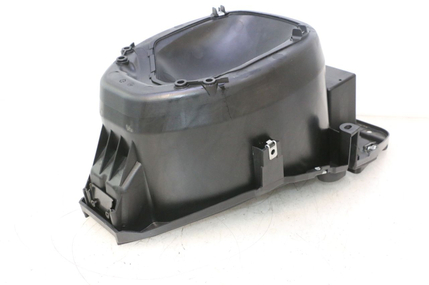 photo de BAÚ DE ASSENTO PIAGGIO ZIP IGET 4T 50 (2021 - 2023) - Detalhe da peça