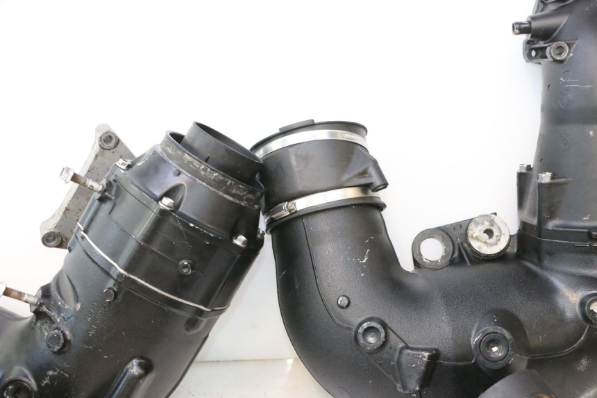 photo de COLETOR YAMAHA WAVE RUNNER GP R 1200 (2000 - 2003) - Estrutura - ampliação