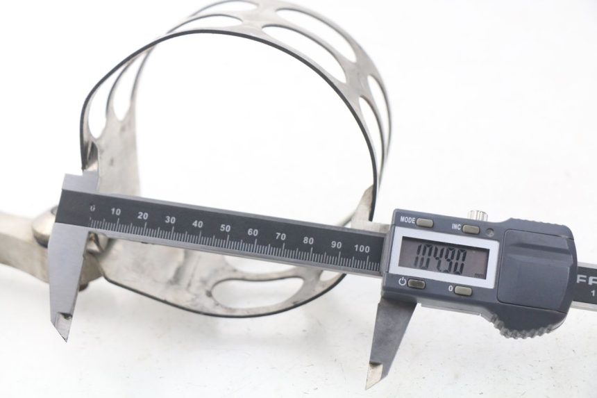 photo de ABRAÇADEIRA DE ESCAPE SUZUKI GSX-R GSXR 600 (2001 - 2003) - Zoom do estado de desgaste