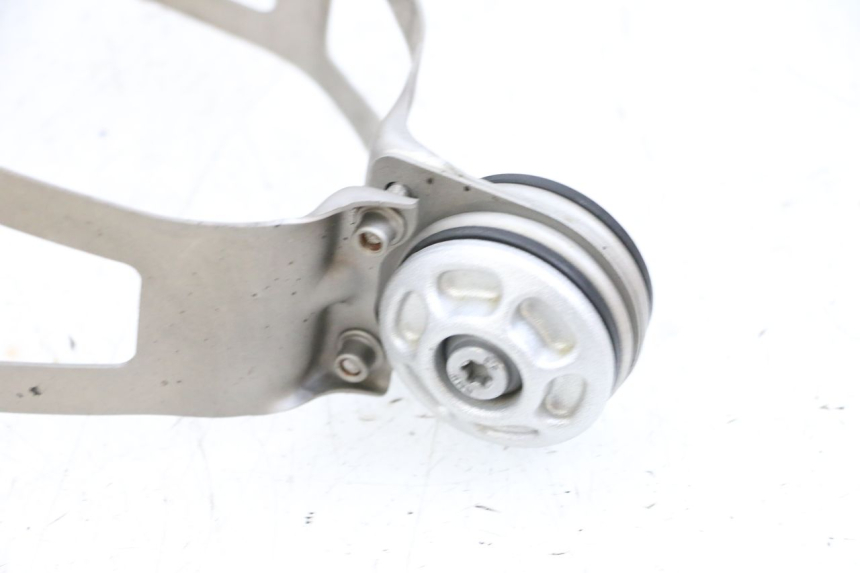 photo de ABRAÇADEIRA DE ESCAPE BMW R GS 1250 (2021 - 2024) - Outro ângulo de visão