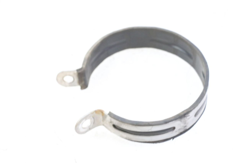 photo de ABRAÇADEIRA DE ESCAPE VONROAD YIBEN 125 (2006 - 2010) - Ampliação técnica