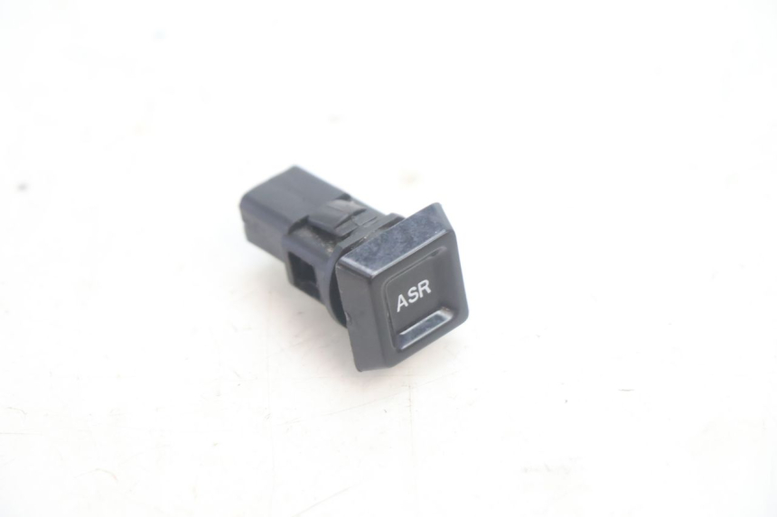 photo de INTERRUPTOR ASR PIAGGIO MP3 HPE 530 (2022 - 2026) - Vista principal