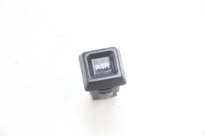 photo de INTERRUPTOR ASR PIAGGIO MP3 HPE 530 (2022 - 2026) - Detalhe da peça