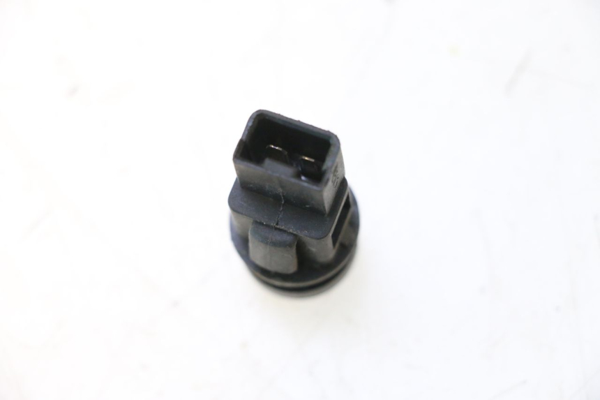 photo de INTERRUPTOR ASR PIAGGIO MP3 500 (2016 - 2018) - Detalhe da peça