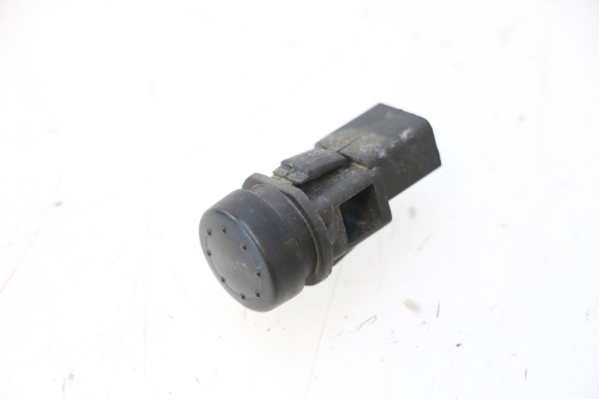 photo de INTERRUPTOR ASR PIAGGIO MP3 500 (2016 - 2018) - Zoom do estado de desgaste