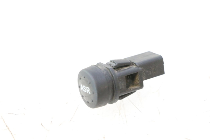 photo de INTERRUPTOR ASR PIAGGIO MP3 500 (2016 - 2018) - Detalhe da peça