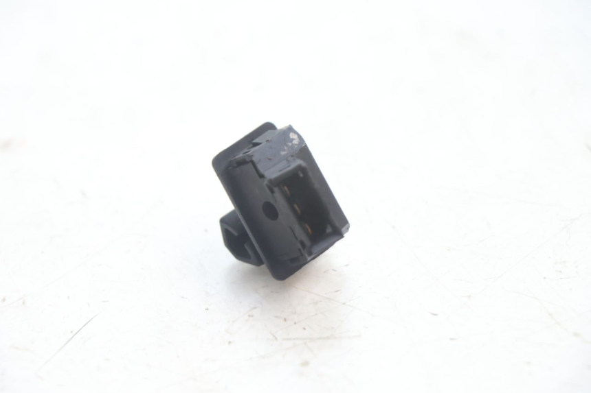 photo de COMUTADOR DE SETAS PEUGEOT BUXY 50 (1993 - 1998) - Ampliação técnica