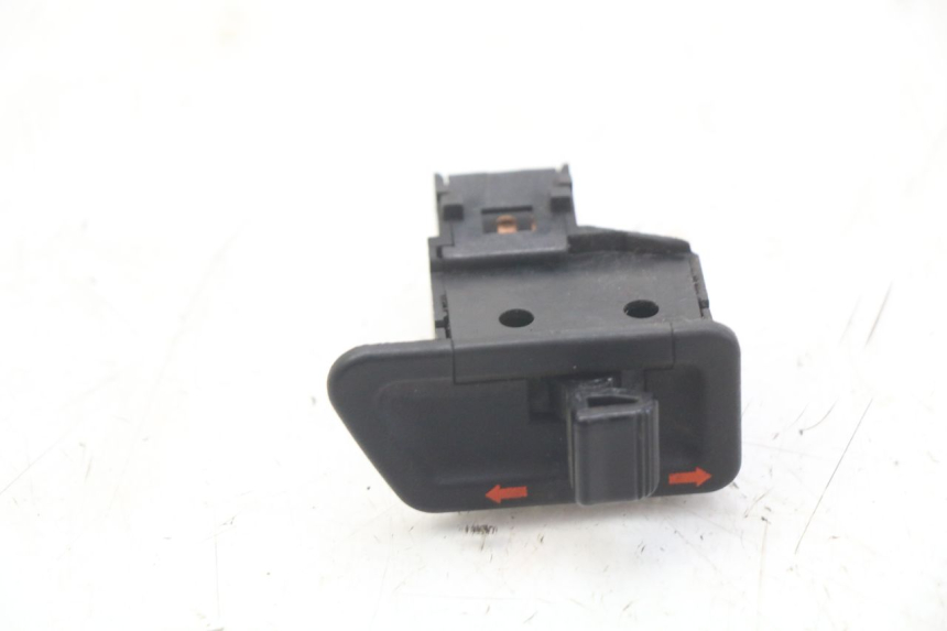 photo de COMANDO DE SETAS HONDA FES PANTHEON 2T 125 (1998 - 2002) - Vista principal