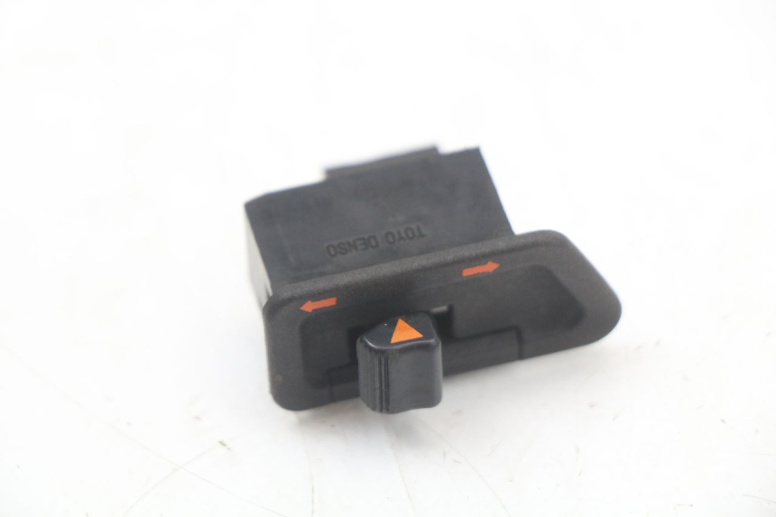 photo de COMANDO DE SETAS HONDA FES PANTHEON 2T 125 (1998 - 2002) - Vista principal