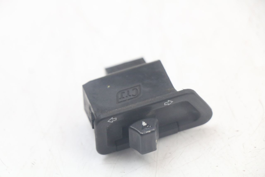 photo de COMUTADOR DE SETAS SYM FIDDLE 2 50 (2008 - 2013) - Vista principal