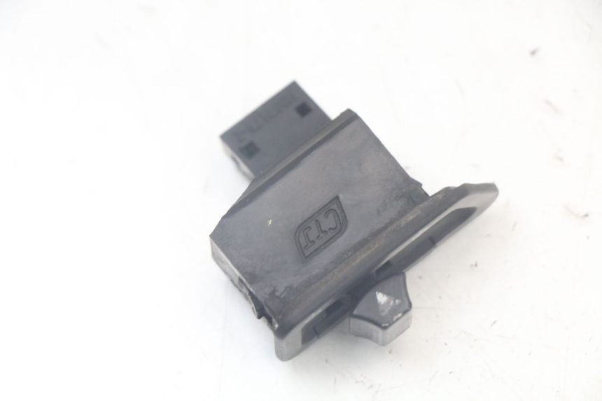 photo de COMUTADOR DE SETAS SYM FIDDLE 2 50 (2008 - 2013) - Detalhe da peça