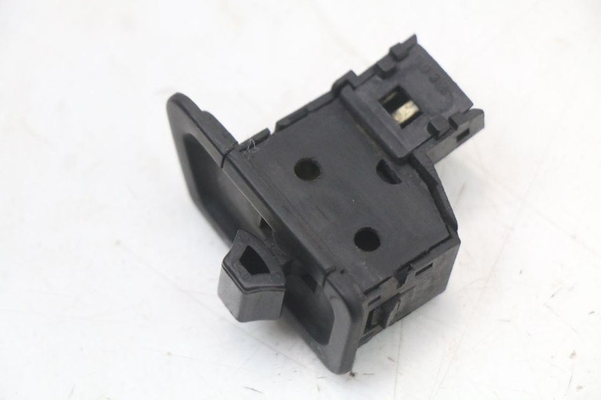 photo de COMUTADOR DE SETAS SYM FIDDLE 3 III 50 (2014 - 2020) - Outro ângulo de visão