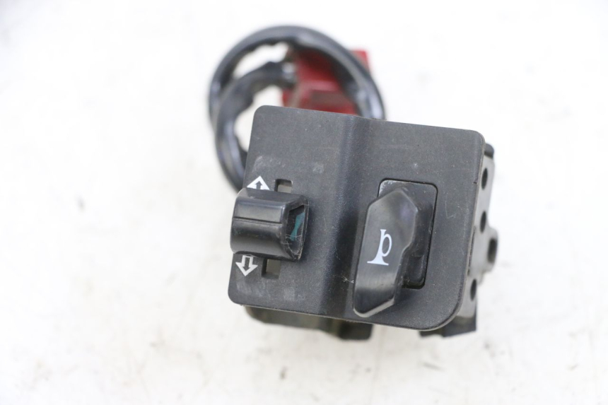 photo de COMUTADOR DE SETAS MBK FLIPPER 115 (2013 - 2017) - Vista principal
